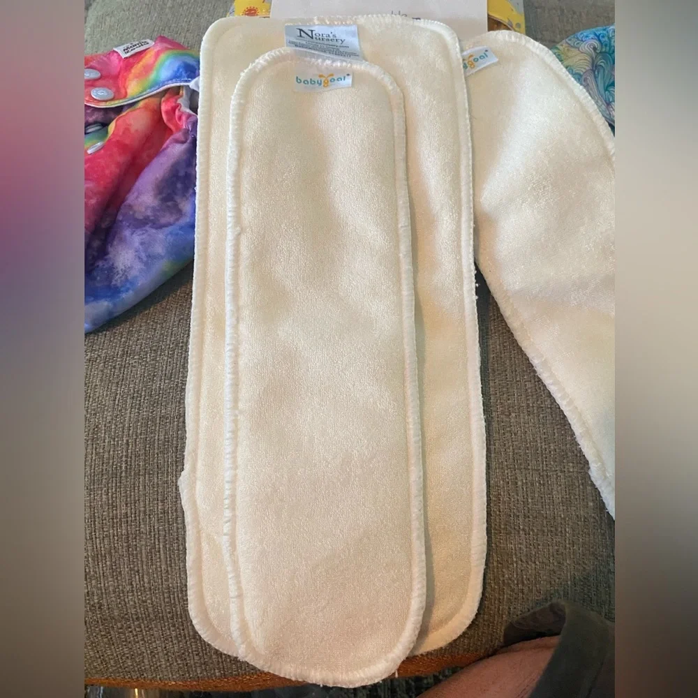 Cloth diaper sample package 4 babies with inserts.New moms not sure which brand?